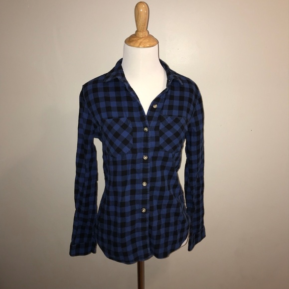SO black and blue flannel! - Picture 2 of 7